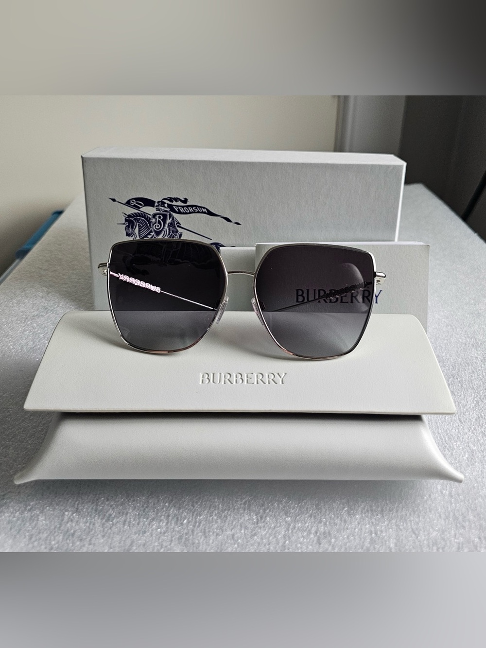 Burberry Alexis Cat Eye Sunglasses - BE 3143 1005/8G - NEW W/ BOX - Picture 5 of 7